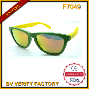 High Quality Sunglasses China Sunglasses Factory (F7049)